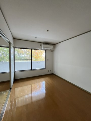 【洋室】 | ラ・メゾン・スカイ