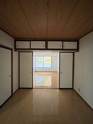 【洋室】 | ラ・メゾン・スカイ