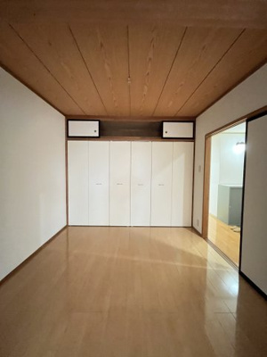 【洋室】 | ラ・メゾン・スカイ