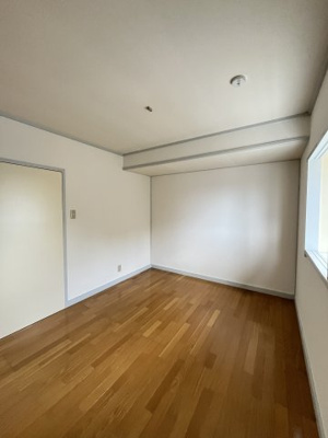 【洋室】 | ラ・メゾン・スカイ