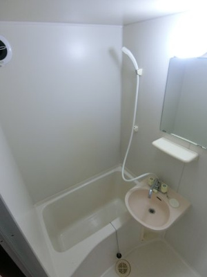 【浴室】 | スカイタウンコーストⅢ | 506の写真