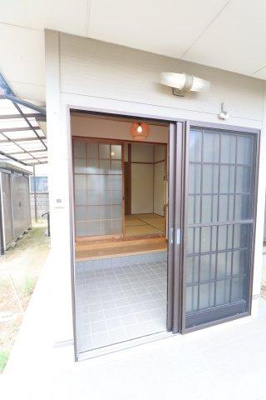 【エントランス】 | 綱分貸家