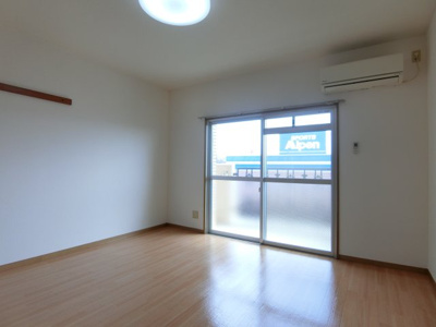 【居間・リビング】 | スカイマンションA