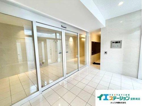 プレミアムコート宜野湾西の外観