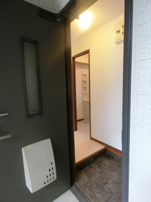 【玄関】 | テンダーヴィラA棟