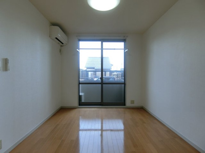 【洋室】 | ファミーユ中野B棟