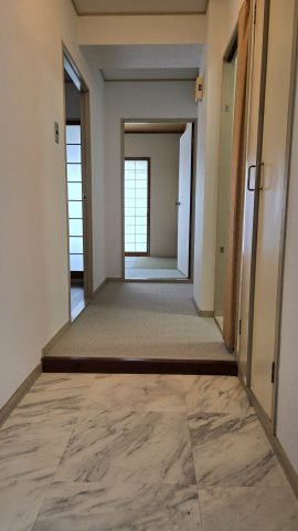 【中古マンション】長岡京シティハイツの玄関|毎日通る玄関はこちらです