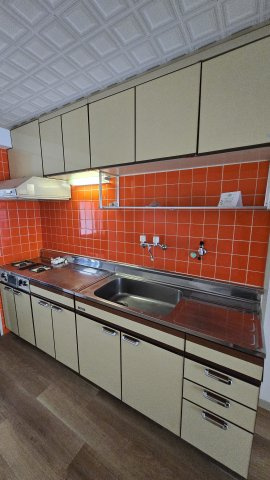 【中古マンション】長岡京シティハイツのキッチン|きれいなキッチンです