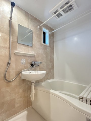 【浴室】 | クリスタル