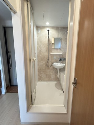 【洗面所】 | クリスタル