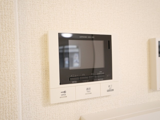 Daiya Soie（ダイヤ ソワ）のセキュリティ|モニター付きインターホンです