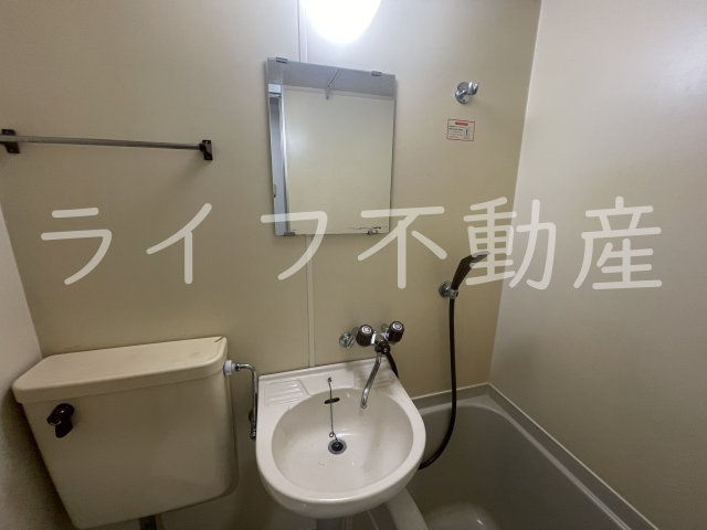 ANEMOSの洗面所|脱衣スペースもあります