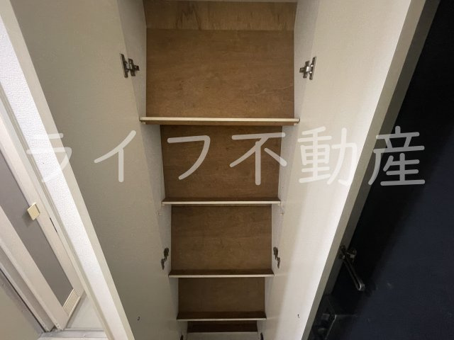 ANEMOSの収納|小物を収納するのに便利です