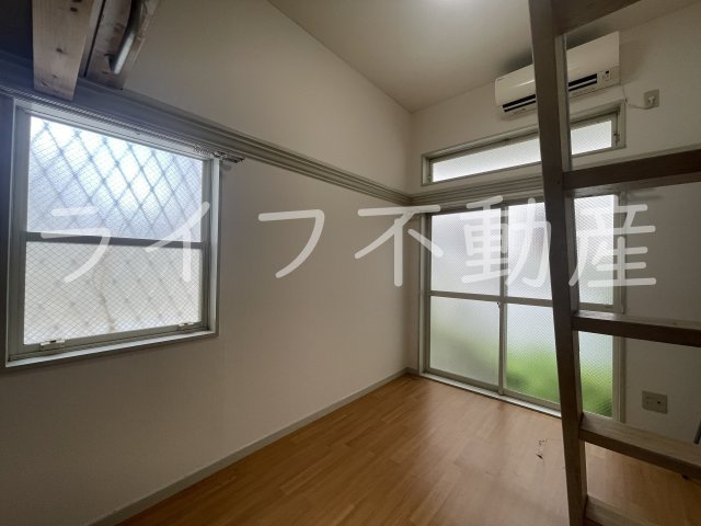 ANEMOSの居間・リビング|ゆったりとしたリビングです