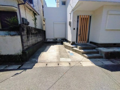 【駐車場】 | T様梶取戸建
