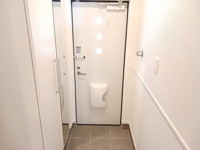 【玄関】 | ヒカルサ加須