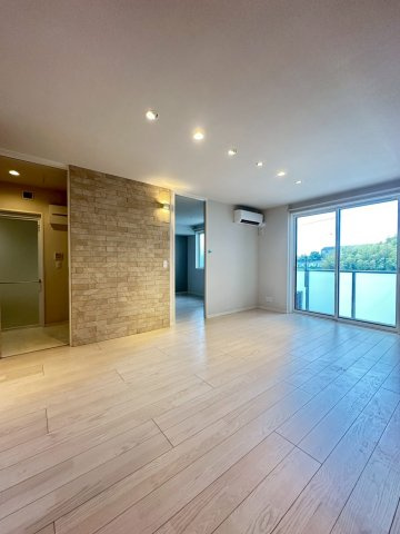 Ｐａｌａｚｚｏ　Ｇｌｏｒｉｏｓａの居間・リビング