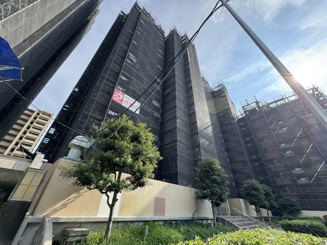 豊中市新千里南町３丁目の賃貸マンションの外観