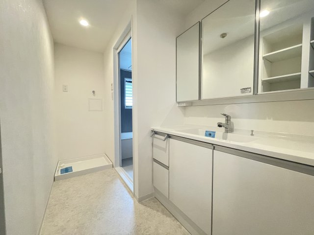 ディアステージ四条葛野大路の独立洗面台|新調済み！