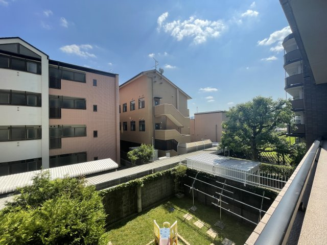 ディアステージ四条葛野大路の展望|近くに大きな建物もないので、圧迫感も無く開放感のある眺望です！