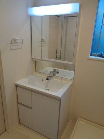 コトリオ湘南の洗面所