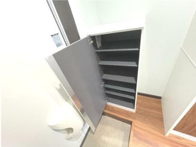 【玄関】 | ピスタチオ