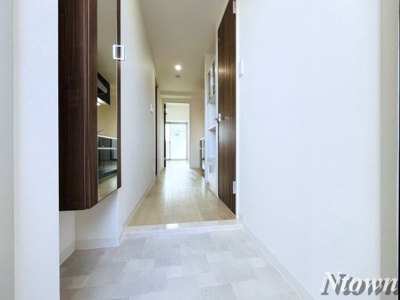 【玄関】 | グランツェ名駅太閤通 | 収納もある玄関です