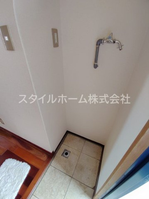 【洗面所】 | ユトリロつつじが丘 | 別部屋写真です。