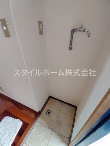 【洗面所】 | ユトリロつつじが丘 | 別部屋写真です。