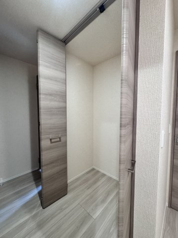 GRAMM奥海印寺WESTのその他|廊下収納