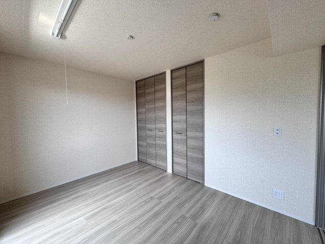 GRAMM奥海印寺WESTの洋室