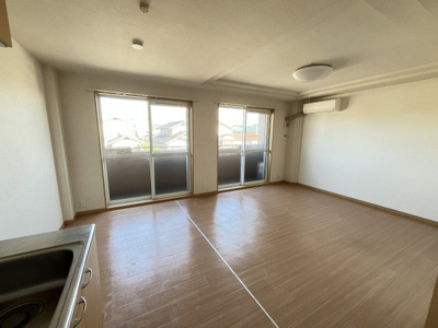 【居間・リビング】 | フォレスト・ヴィラ