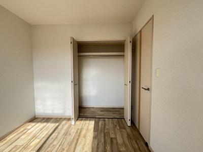 【洋室】 | アース・カラー