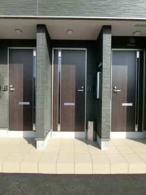 【玄関】 | アジュール東福原