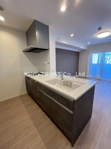 ノーブル南森町Ⅱ番館のキッチン|お料理しやすいキッチンです