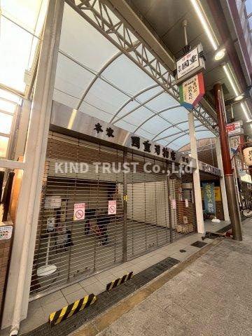 ノーブル南森町Ⅱ番館の駐車場|駐車場に車を止められます