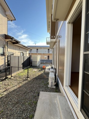 【庭】 | ニューブライト