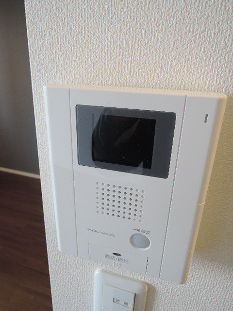 メゾンイナモト２のセキュリティ|安心のＴＶモニタ付インタホン