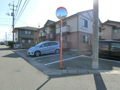 【駐車場】 | リバーポートユウ