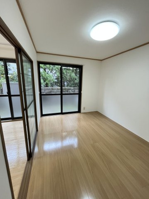 【玄関】 | ヴィラ西福原B棟