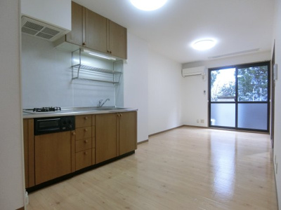 【居間・リビング】 | ヴィラ西福原B棟