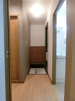 【玄関】 | ヴィラ西福原B棟