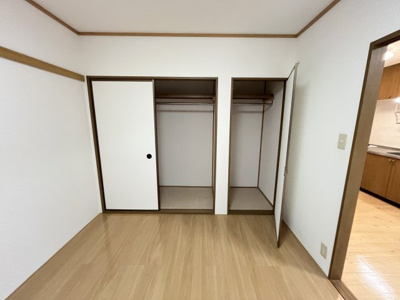 【洋室】 | ヴィラ西福原B棟