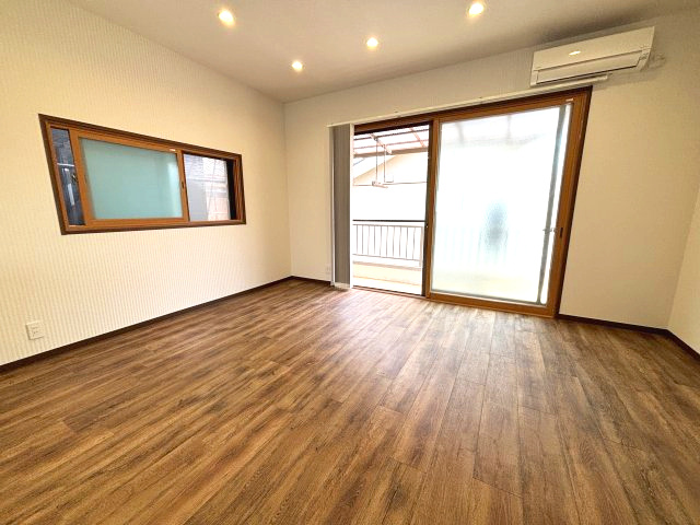 所沢市喜多町の居間・リビング|ゆったりした洋室です