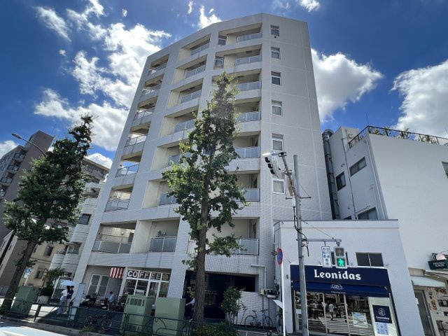 ラグジュアリーアパートメント文京千石02の外観