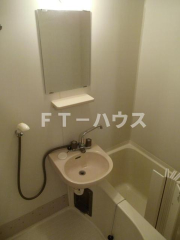エステートピアの洗面所