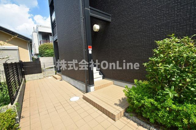 【エントランス】 | レオネクストウッドスクエア