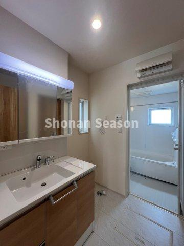 【独立洗面台】 | 水廻り集中設計で家事効率もＵＰします！