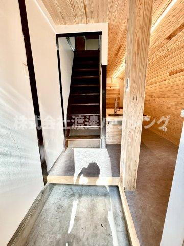 サウナのある家の玄関