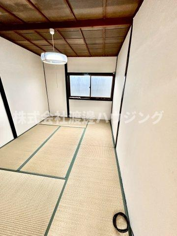 サウナのある家の和室